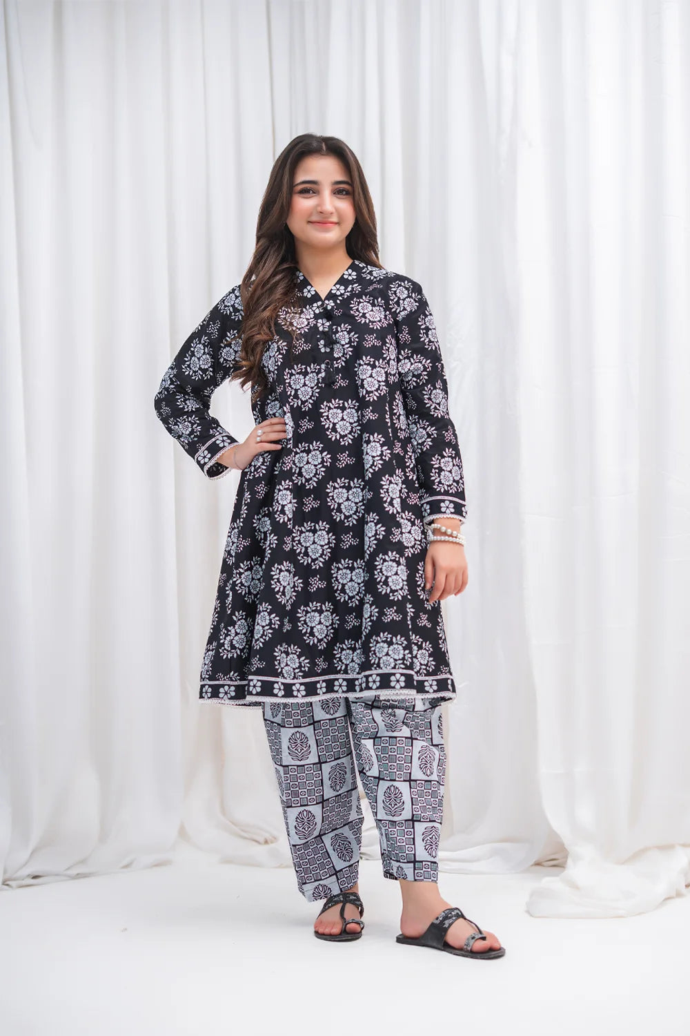 Women's Black Floral Lawn Co-Ord Set 2 Piece T-MC-TP-006